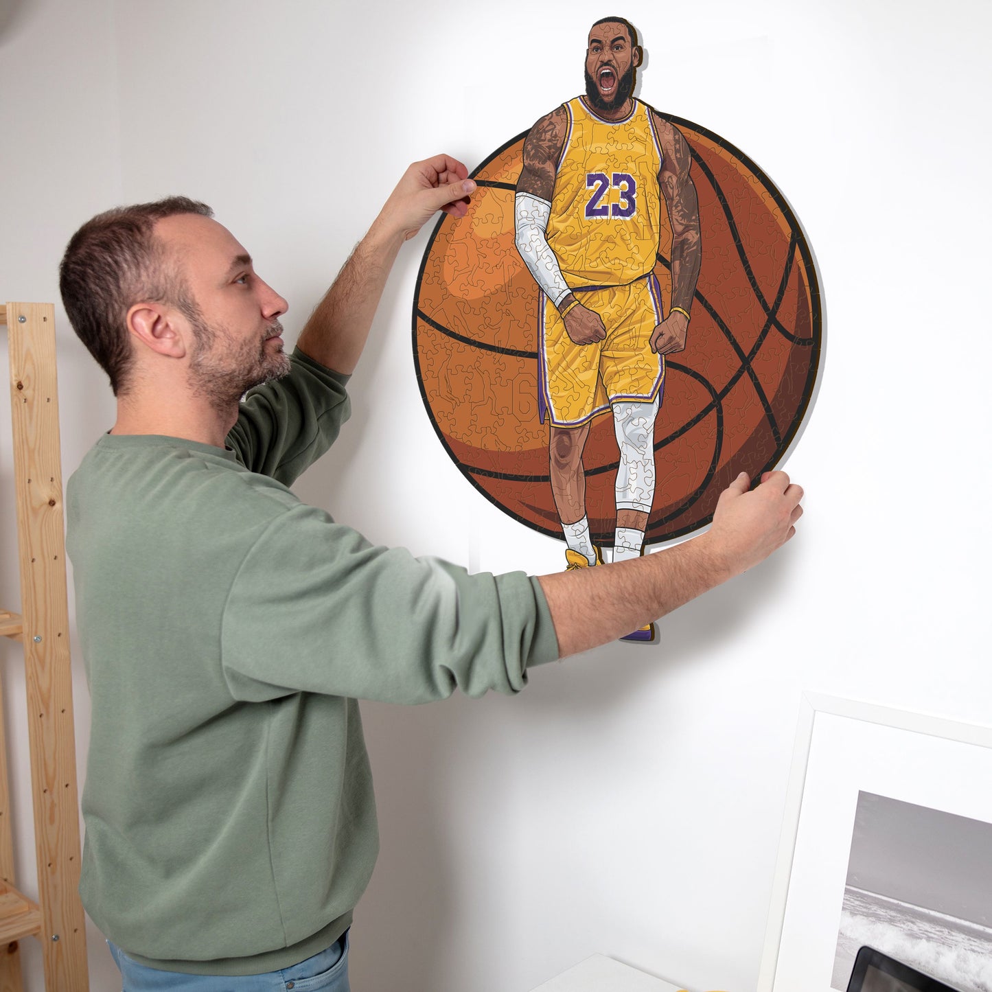 LeBron James - Wooden Puzzle