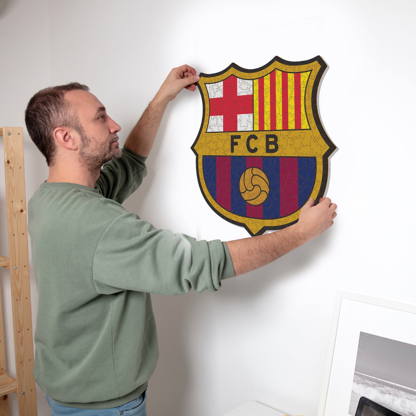 FC Barcelona® Logo - Wooden Puzzle